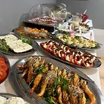 アパート Karnat Wycieczka Do Pragi Gratis Przy 6 Noclegach Z Wyzywieniem !!! Sniadania Oraz Obiadokolacje カルパッチ
