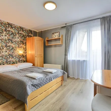 Karnat 1,2 Apartment