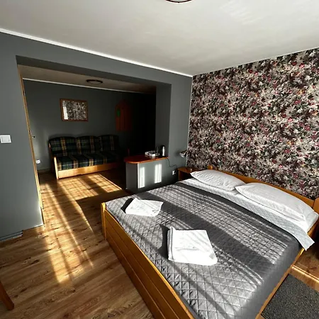 Karnat 1,2 Apartment