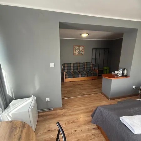 Apartmán Karnat Wycieczka Do Pragi Gratis Przy 6 Noclegach Z Wyzywieniem !!! Sniadania Oraz Obiadokolacje